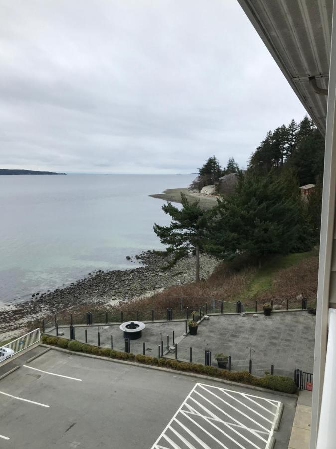 Beach Gardens Resort&Marina Powell River Exterior foto